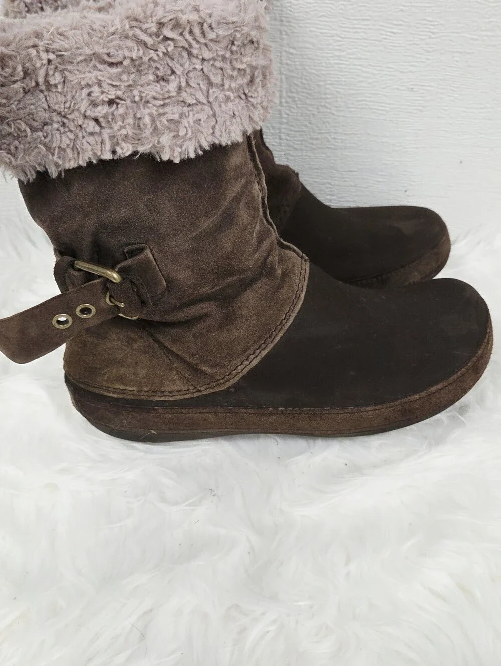 CROCS 9 Brown Faux Fur-Lined Mid-Calf Boots